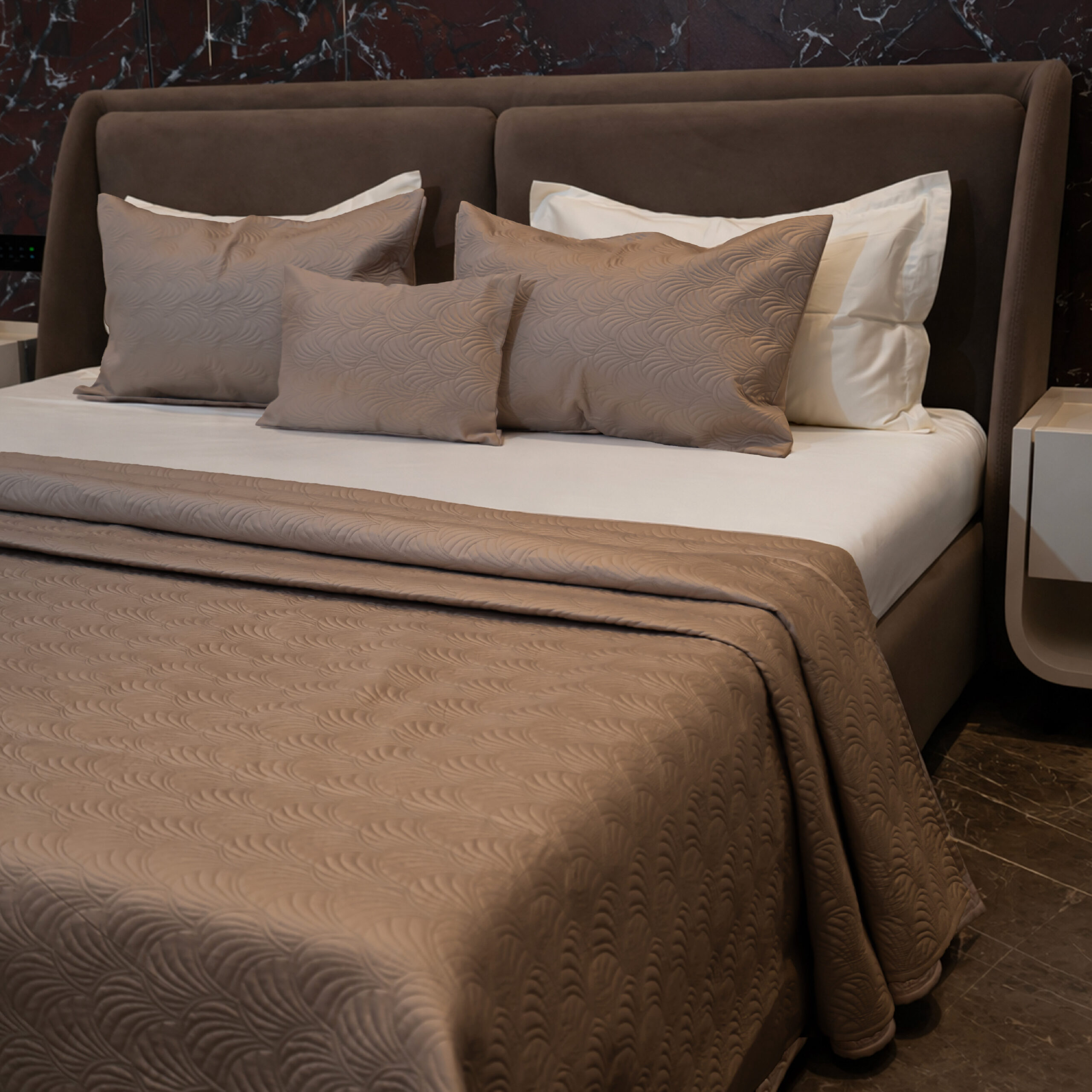 Walnut Brown Wave Luxe 4-Piece Quilted Bedspread Set - Image 4